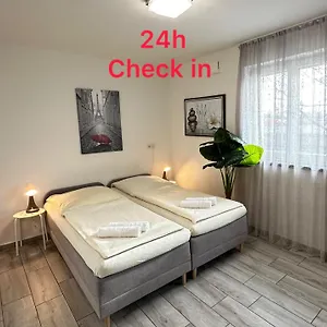 Modern Living Kueche Netflix Inklusive Lage Gasthuis Neurenberg
