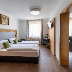 Zum Ehem. Königl. Bayr. Forsthaus Hotel
