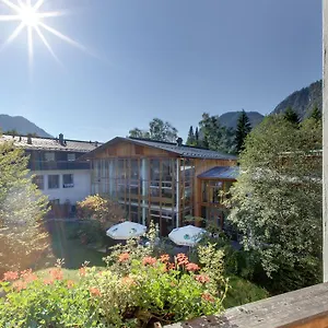 Jäger Von Fall Hotel